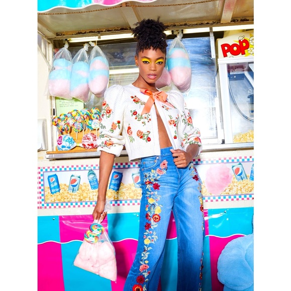 Alice + Olivia Kitty Floral Puff Sleeve Bow Tie Cardigan Sweater - Picture 5 of 17